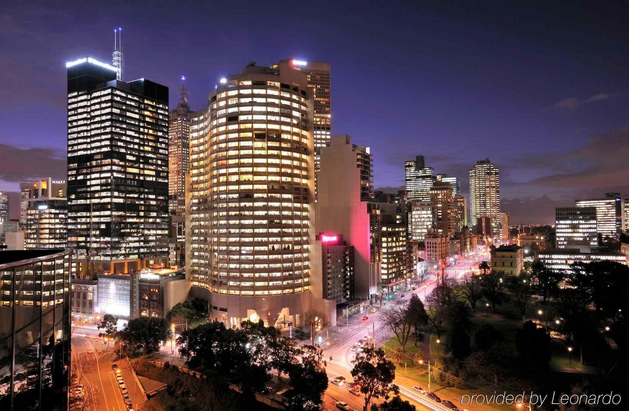 Mercure Melbourne Treasury Gardens Екстер'єр фото