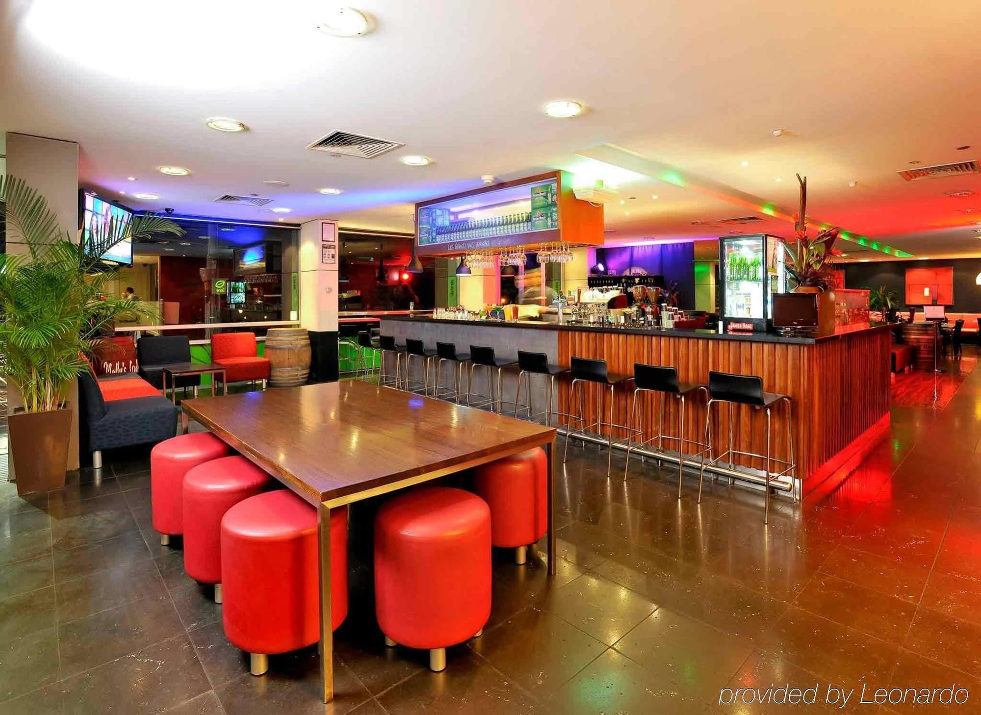 Mercure Melbourne Treasury Gardens Інтер'єр фото